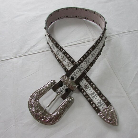 M&F Western Angel Ranch Women's Small Lace Inlay Studded Belt DA3502 - Picture 2 of 4